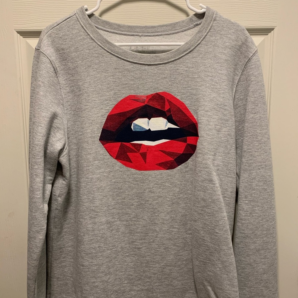 Desert Dreamer Lip Sweatshirt